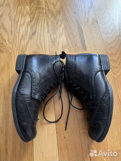Ботинки детские на девочку. Размер 34