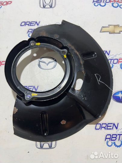 Пыльник тормозного диска передний правый Kia