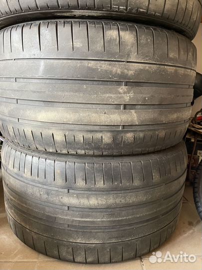 Pirelli P Zero 275/35 R21 и 315/30 R21 103Y