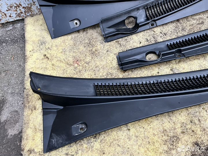 Жабо на Hyundai accent 2 тагаз