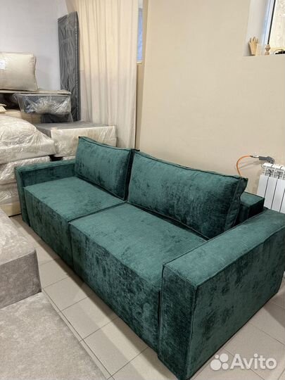 Новый прямой диван