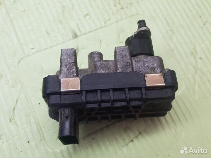 Блок управления турбиной Volvo XC90