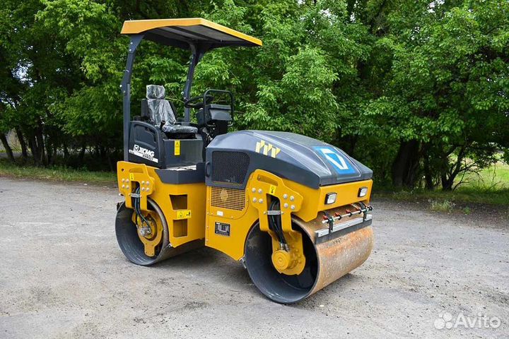 Дорожный каток XCMG XMR403, 2023