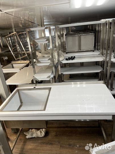 Мойка с рабочей поверхностью из нержавейки