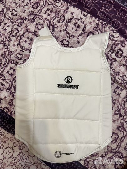 Защита корпуса для единоборств (жилет)