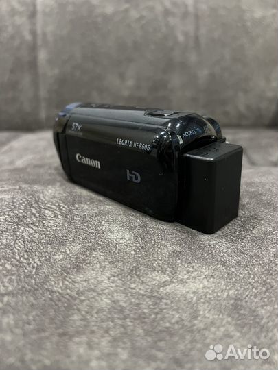 Камера Canon Legria