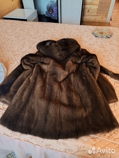 Шуба норковая 46 размера