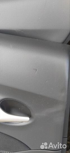 Дверные карты tayota auris