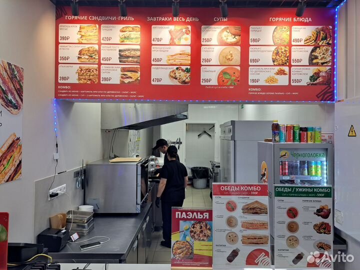 Корнер 20м2 в фудхолле 