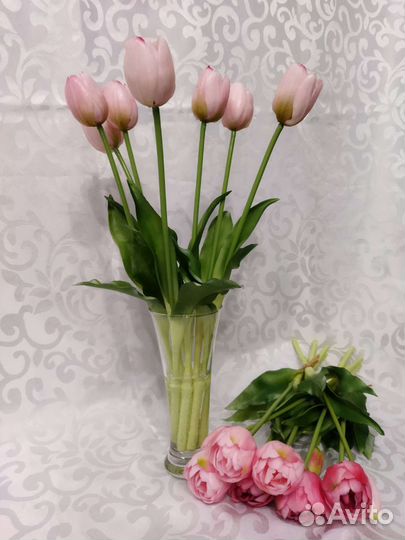 Тюльпаны искусственные. Нарциссы