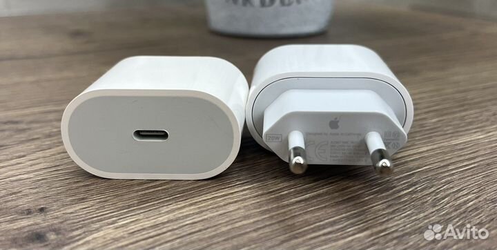 Блок питания для iPhone 20w Apple