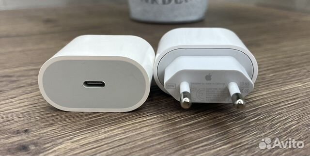 Блок питания для iPhone 20w Apple