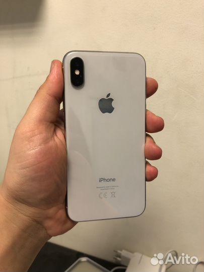 iPhone X, 256 ГБ