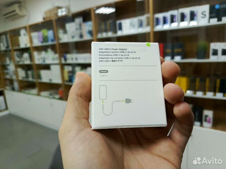 Сетевое устройство Apple PD 20W USB-C Power Adapte