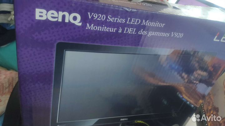 Монитор BenQV920