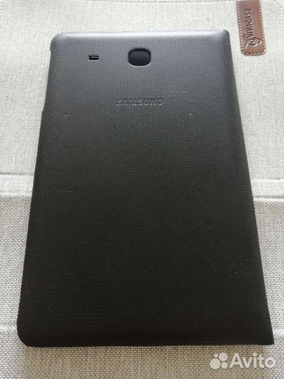 Samsung T561, Galaxy Tab E. Чехол Оригинал