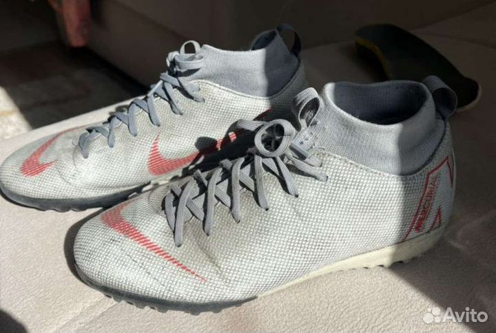 Футбольные бутсы 37 размер