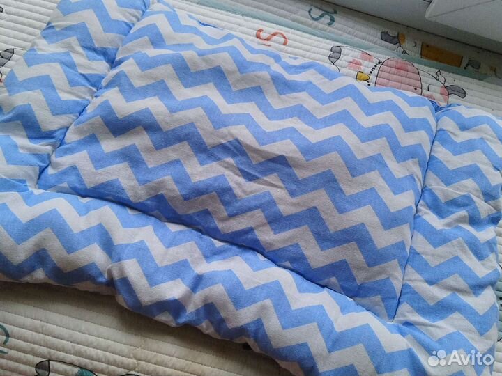 Кроватка детская белая