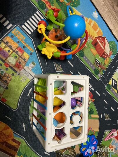 Игрушки с рождения для малышей