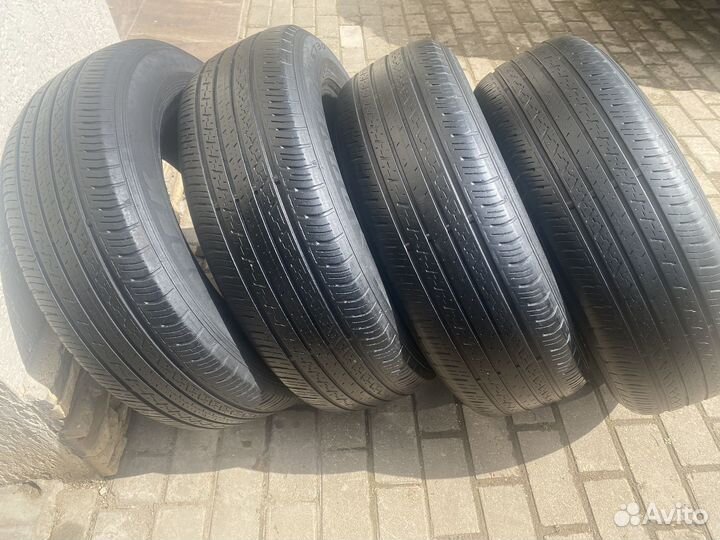 Dunlop Grandtrek ST30 225/65 R17 102H