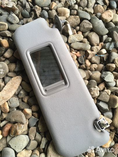 Toyota prius 20 козырек левый солнцезащитный