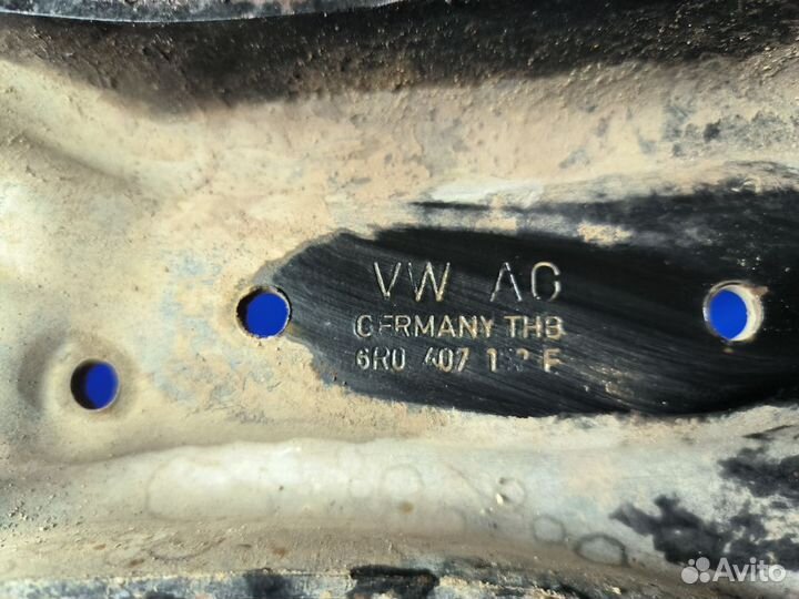 Рычаг передний правый Volkswagen Polo V