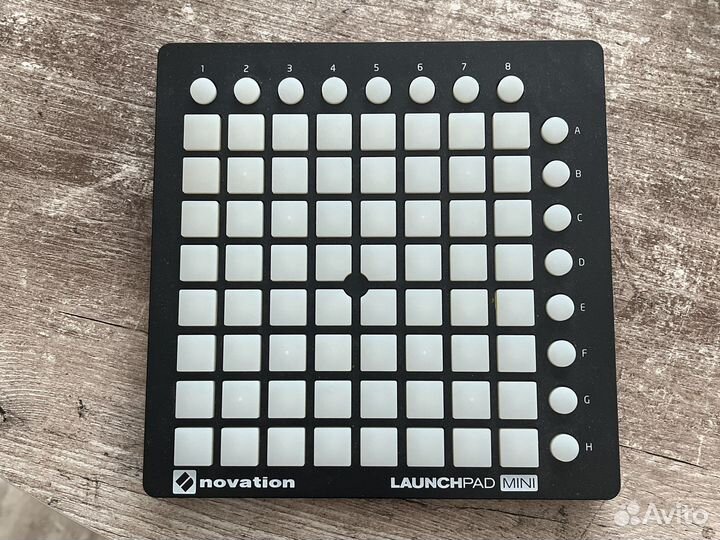 Novation launchpad mini