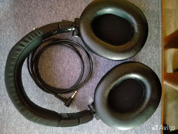 Audio technica ath m50xBT2