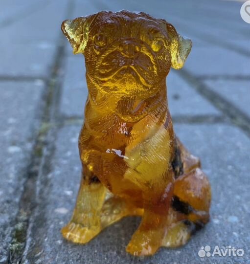 Янтарные фигурки из Калининграда более 100 видов