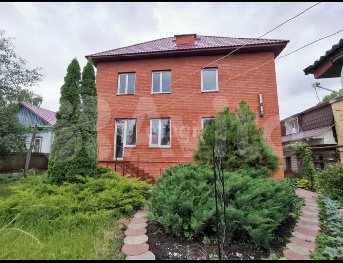 Дом 194 м² на участке 6,2 сот.