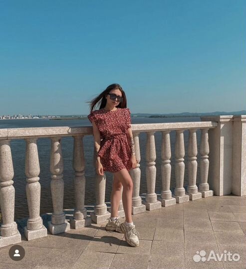 Платье женское