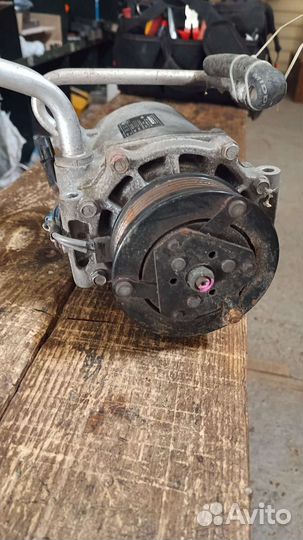 Компрессор кондиционера mitsubishi