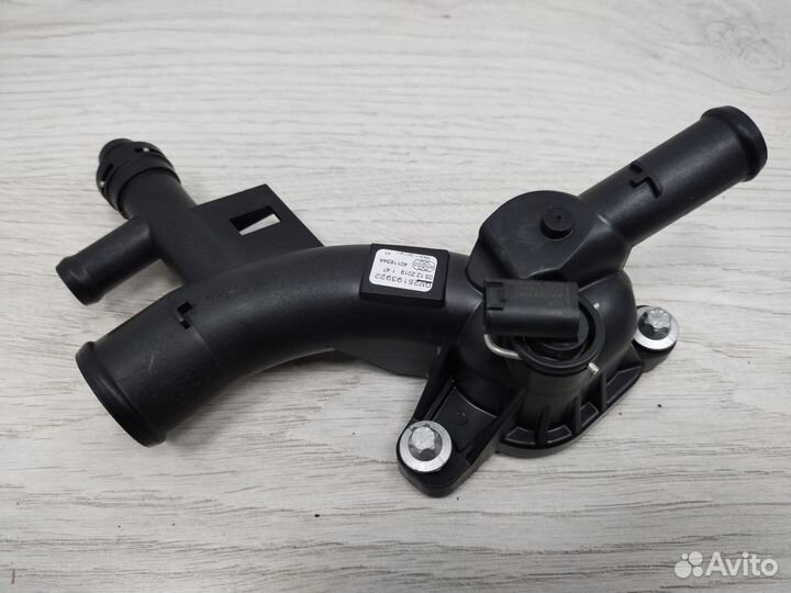 Патрубок системы охлаждения Opel Astra J 1.4T