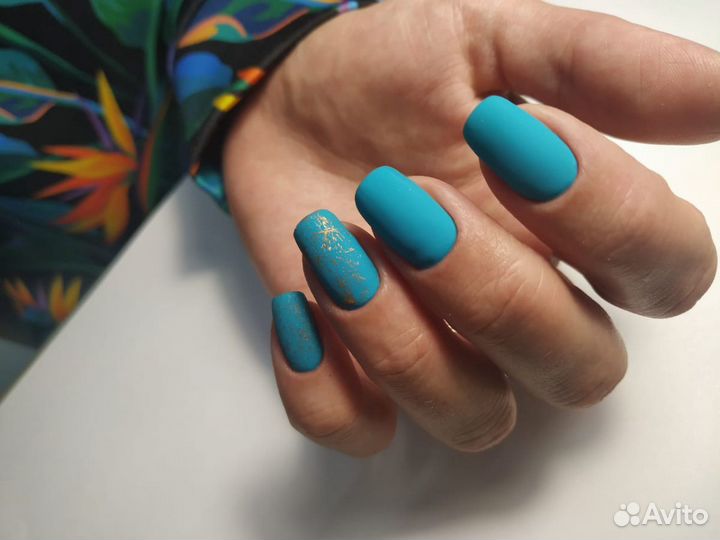 Маникюр, педикюр в Лобне