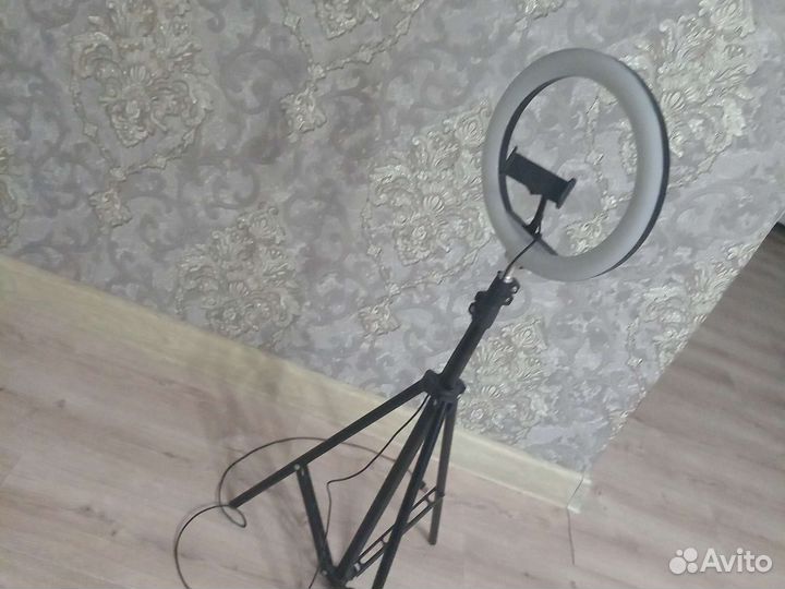 Лампа для видео светящая