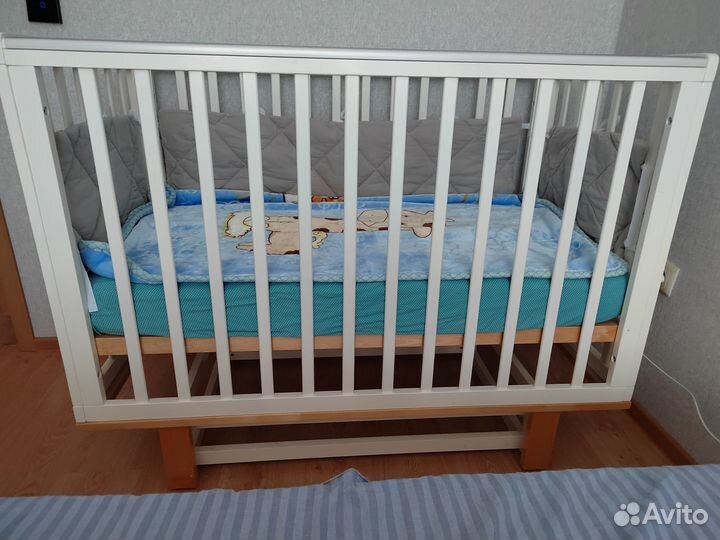 Детская кровать с маятником Tomix Olivia