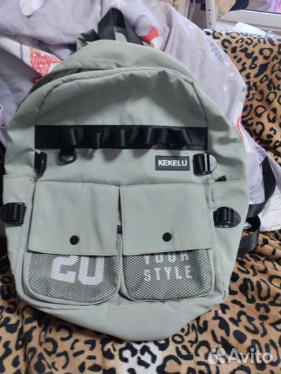 Рюкзак школьный