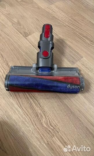 Пылесос dyson v 11 в отличном состоянии