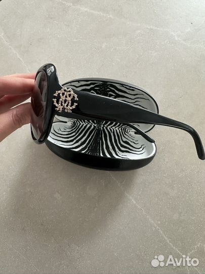 Солнцезащитные очки женские