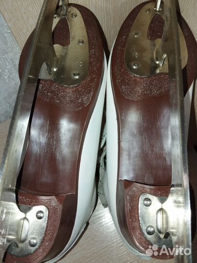 Коньки фигурные