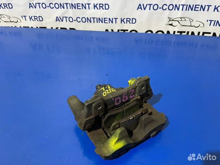 Суппорт тормозной задний левый Toyota Mark X