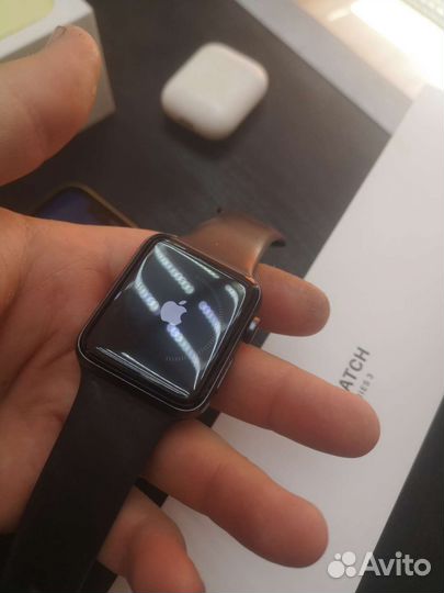 Телефон iPhone 11