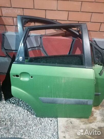 Дверь задняя правая форд фиеста мк5