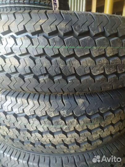 Cachland CH-VAN100 215/75 R16