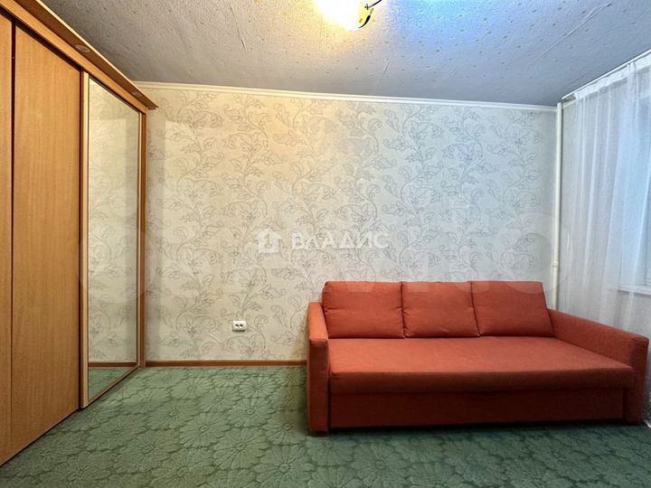 3-к. квартира, 77 м², 1/17 эт.