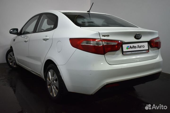 Kia Rio 1.6 AT, 2013, 132 000 км