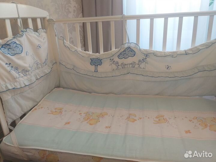 Матрас, бортики, постельное белье