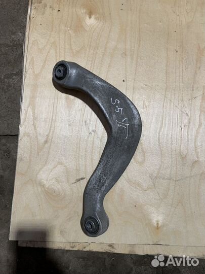 Audi s5 a5 рычаг правый верхний. Ауди