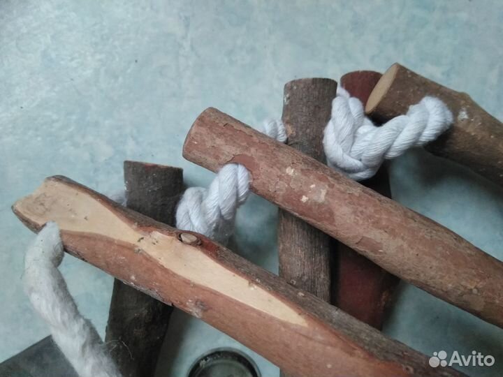 Качели для попугая