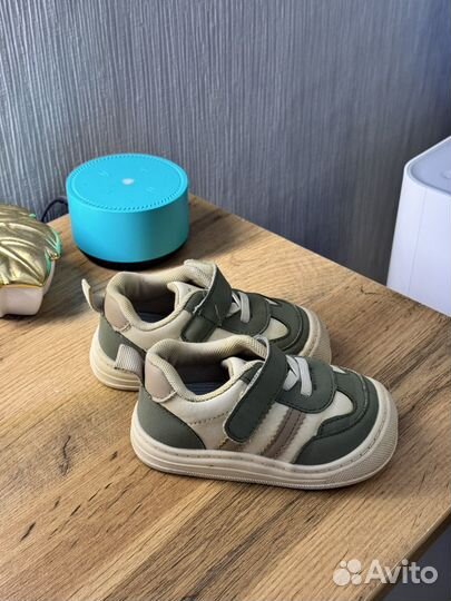 Кроссовки для малышей